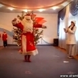 Santa Dances Drum and Bass